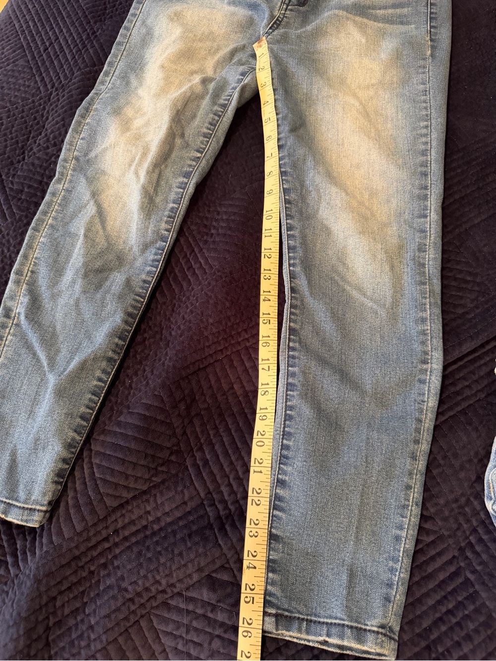Harper Premium Denim | High-Rise Skinny Jeans in Light Wash - Picture 5 of 6